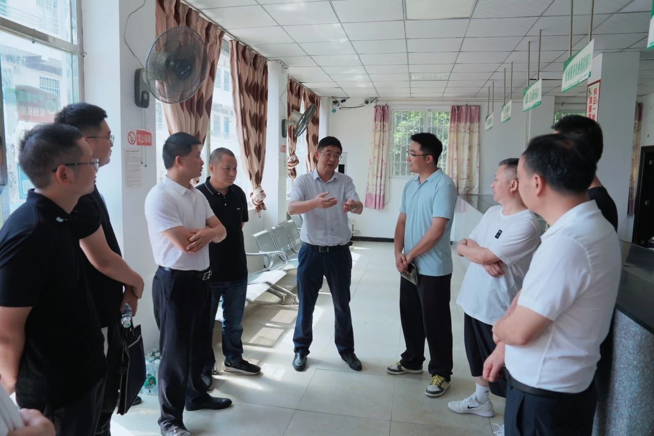 许东明赴南充市嘉陵区、巴中市通江县调研督导定点帮扶和托底性帮扶工作