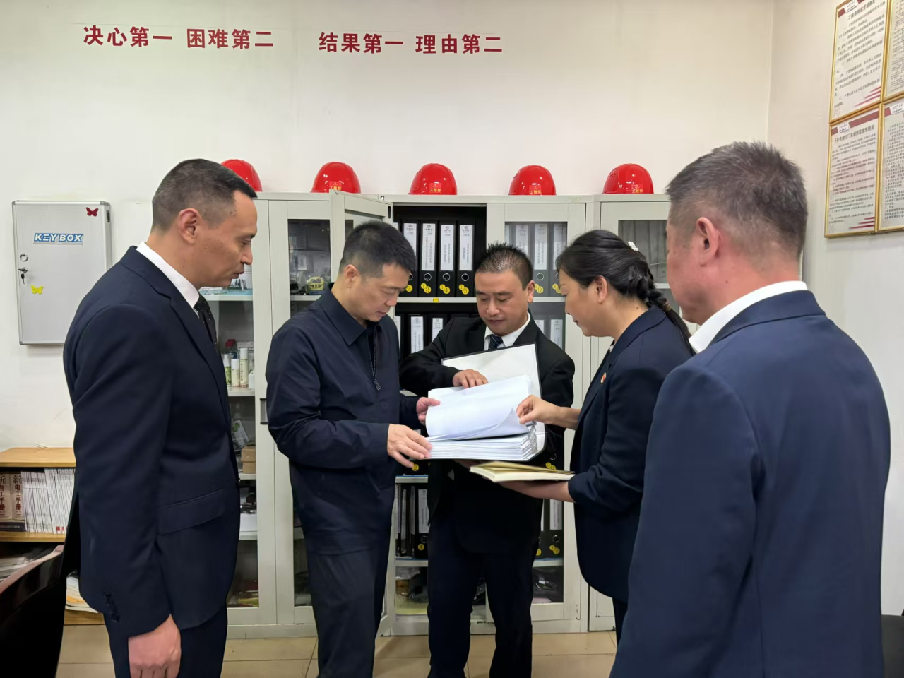 省尊龙凯时集团党委书记、董事长游勇国庆节期间调研督导旗下酒店经营及安全生产工作